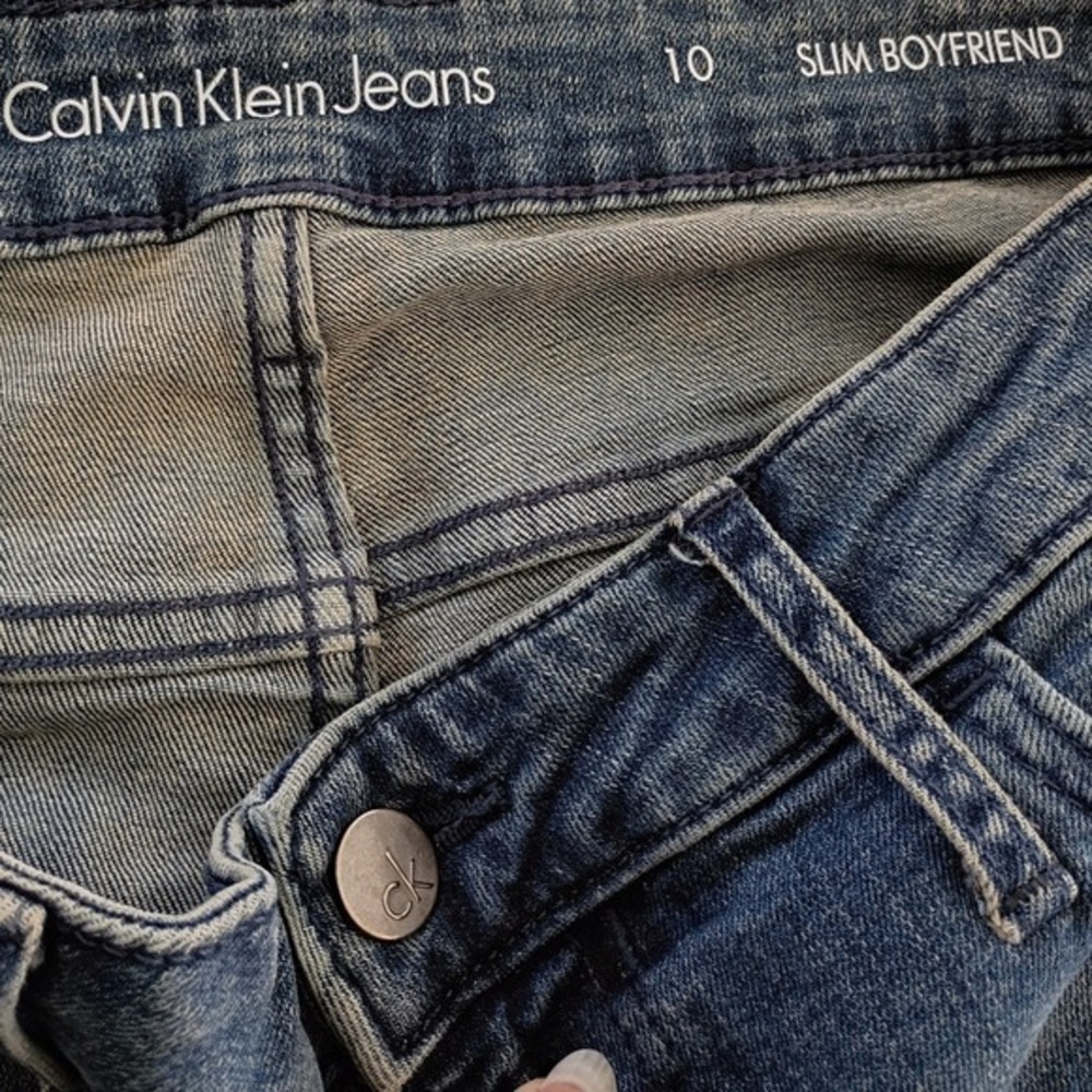 Calvin Klein Jeans Slim Boyfriend Mid Wash Denim Women's Size 10 W30x29 - Picture 5 of 9